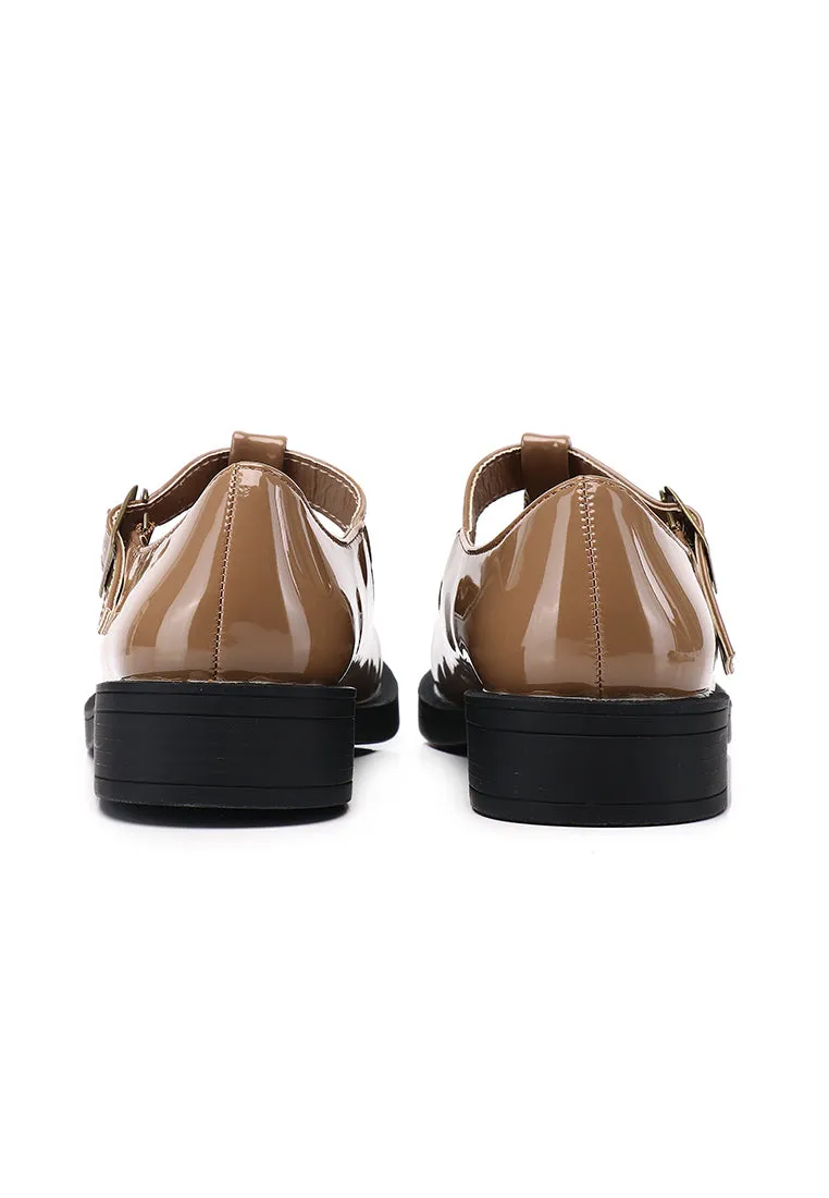 Camryn Rounded Toe Loafers (Tortilla)