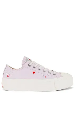 Converse Chuck Taylor All Star Lift Sneaker in Lavender