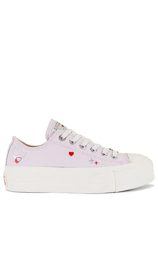 Converse Chuck Taylor All Star Lift Sneaker in Lavender