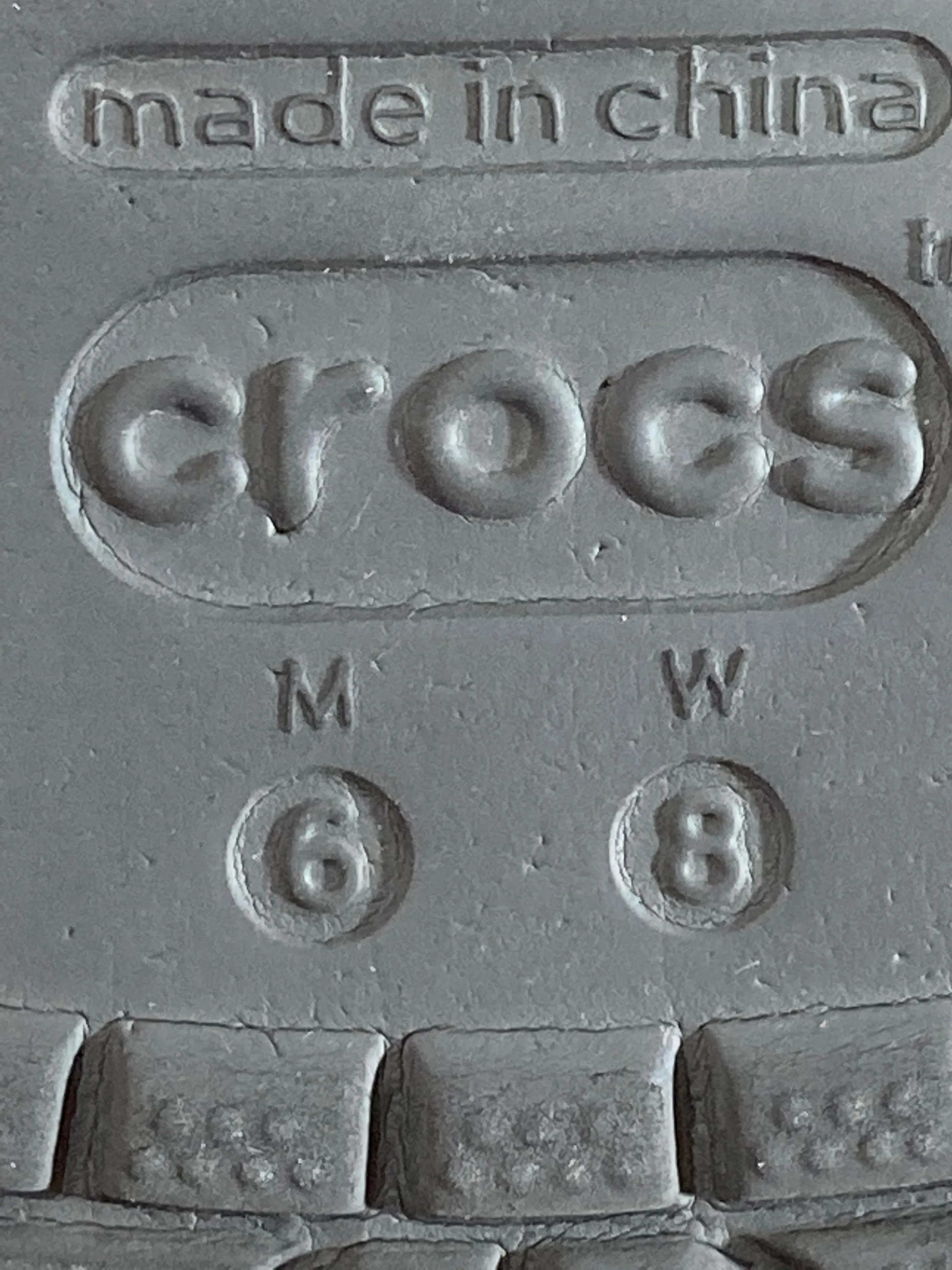 CROCS CROCBAND MAMMOTH LINED Women Size 8 Unisex Loafers Mules Clogs