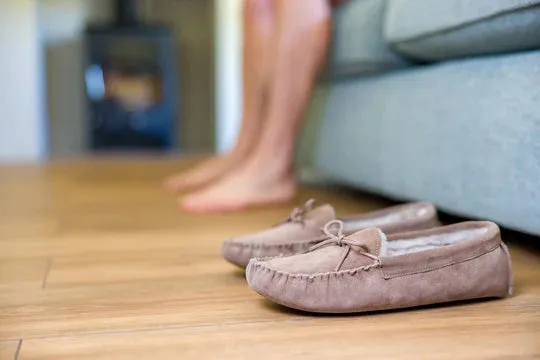 Draper Maine Mens Sheepskin Moccasin Slippers