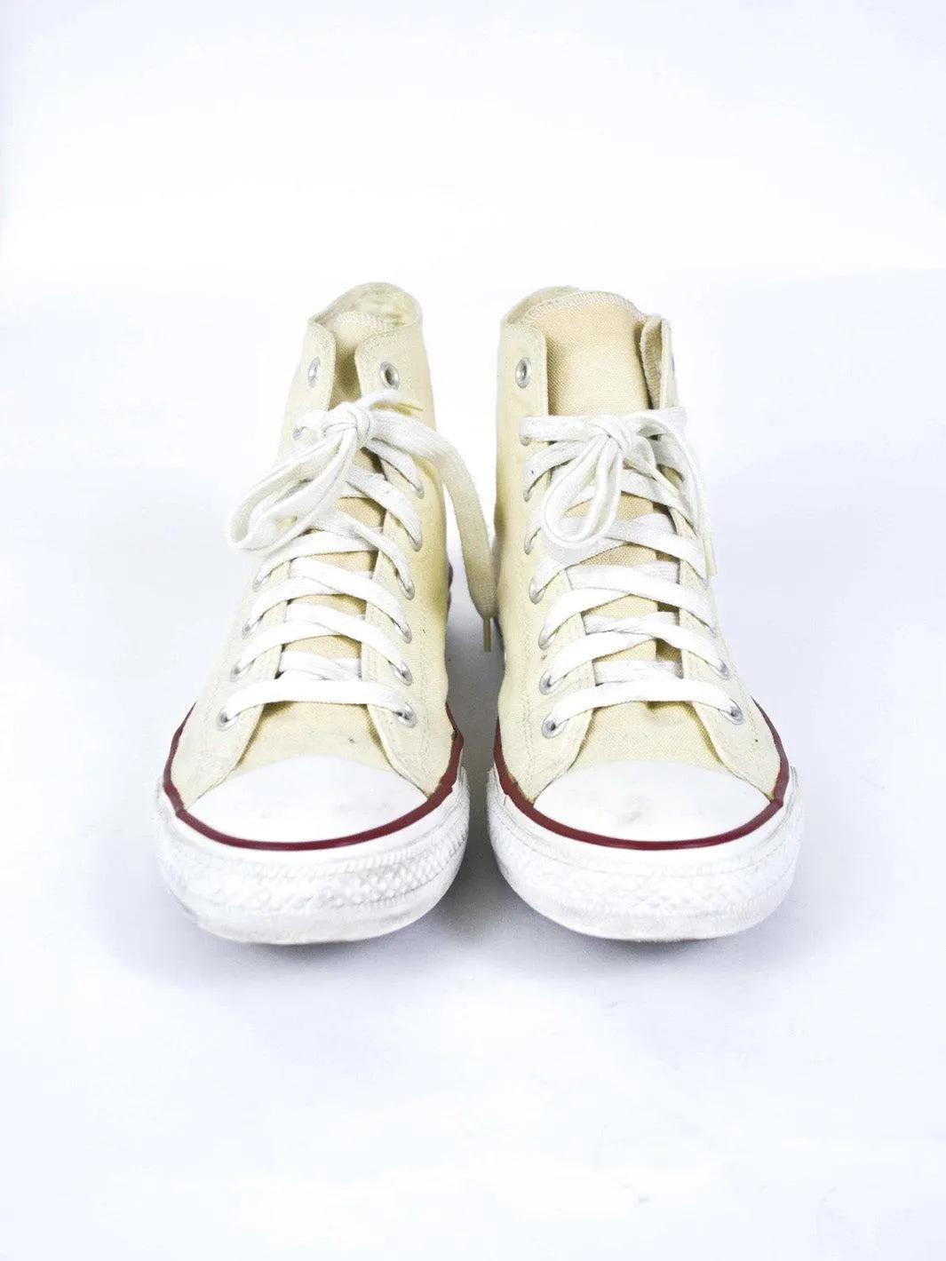 Y2K cream-coloured Converse All Star Chuck Taylor